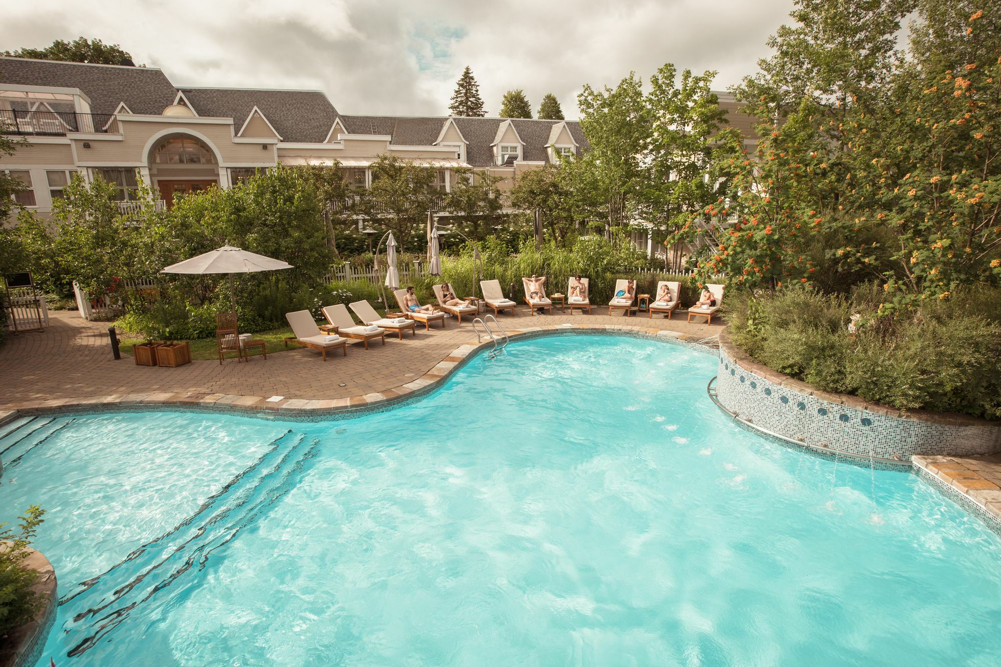 Hotel Le Bonne Entente Квебек Екстериор снимка The swimming pool at the Cape of Good Hope